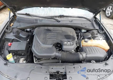 2019 Dodge Charger Sxt Rwd z USA, uszkodzony, nr VIN 2C3CDXBGXKH699452